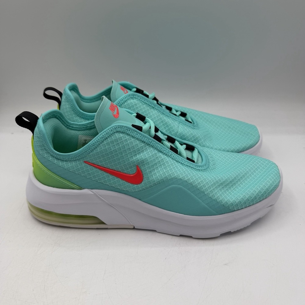 Nike Air Max Motion 2 Running Shoes Womens Sz 9 Aurora Green Sneakers CW5602-300